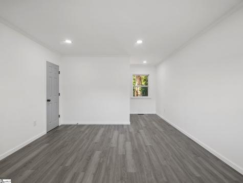 255 Hazelwood Avenue Spartanburg SC 29302