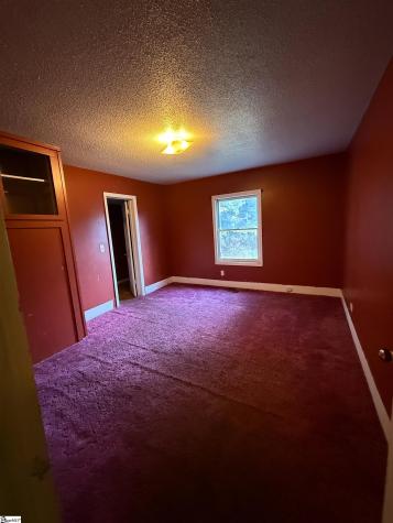 3 Piedmont Avenue Greenville SC 29611
