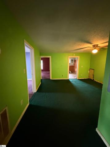 3 Piedmont Avenue Greenville SC 29611