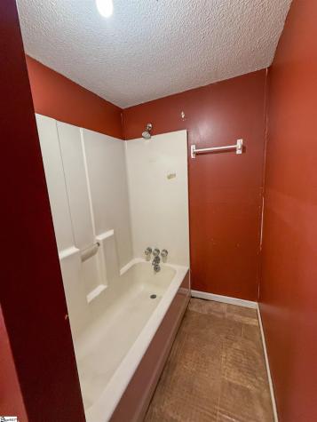 3 Piedmont Avenue Greenville SC 29611