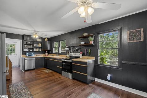 131 B D Johnston Road Central SC 29630