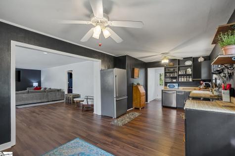 131 B D Johnston Road Central SC 29630