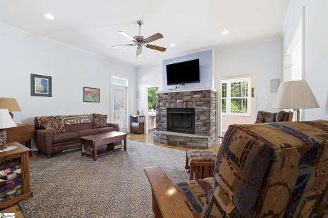 710 Man Of War Court Inman SC 29349