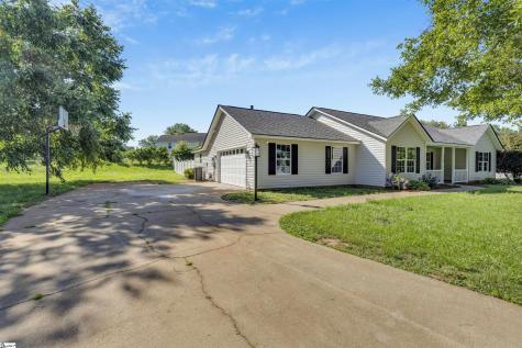 410 Benjamin Reid Court Duncan SC 29334