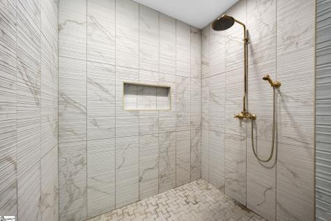 16 Mcgill Road Taylors SC 29687