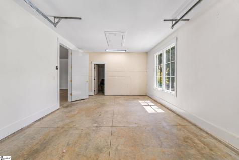 16 Mcgill Road Taylors SC 29687