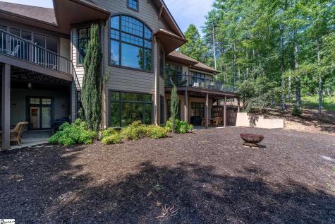 104 Sweetshrub Way Sunset SC 29685