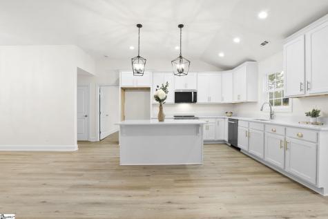 1005 Cove Circle Anderson SC 29626