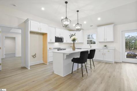 1005 Cove Circle Anderson SC 29626