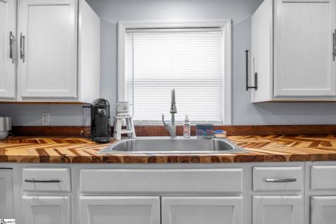 106 Delaware Street Chesnee SC 29323