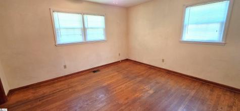 180 Edgewood Drive Spartanburg SC 29307