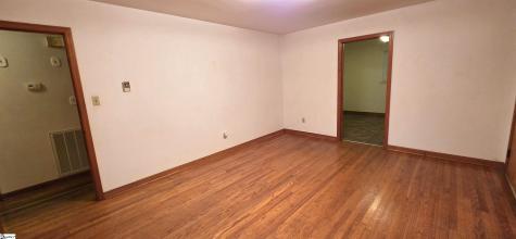 180 Edgewood Drive Spartanburg SC 29307