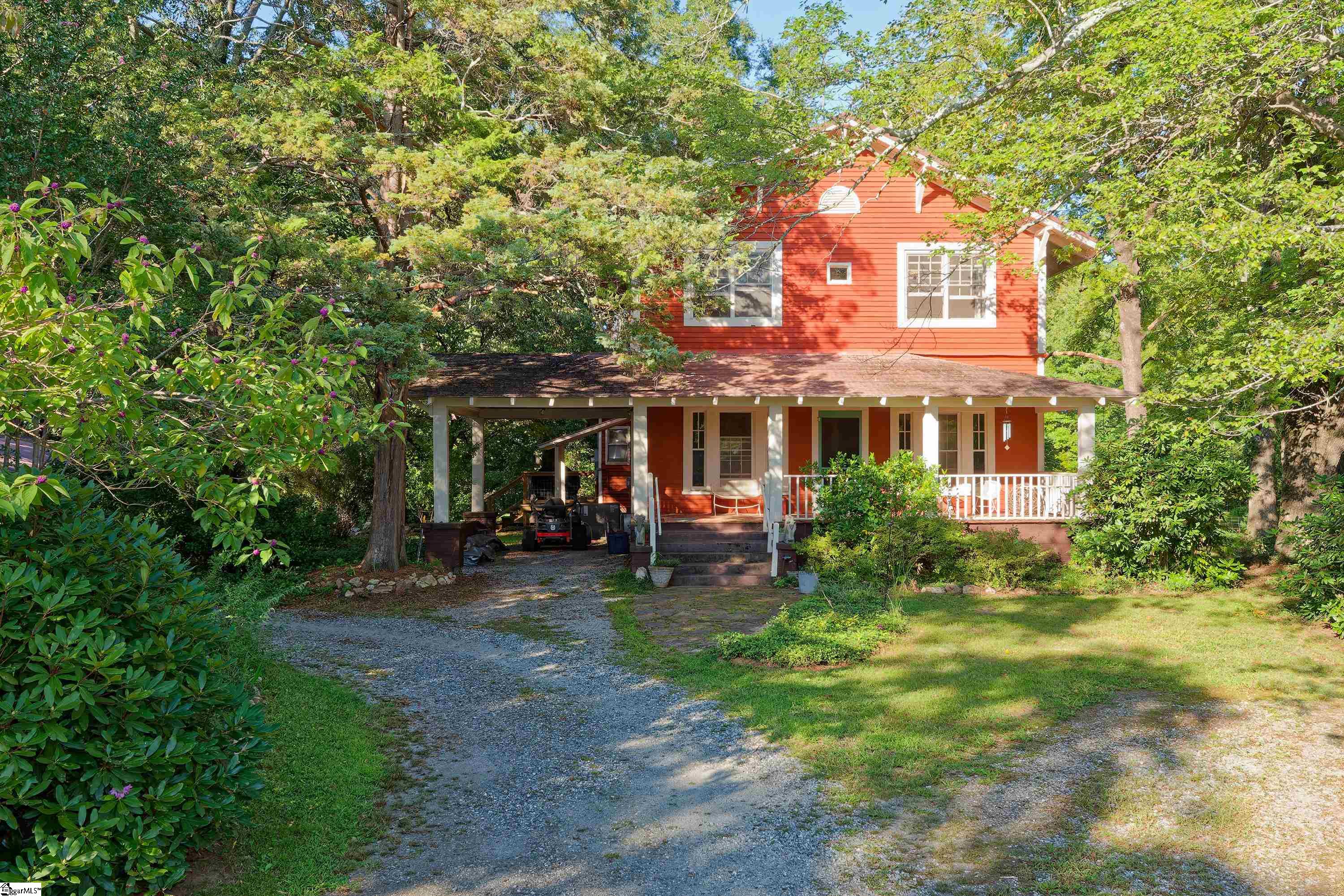 700 N Trade (A) Avenue Landrum SC 29356