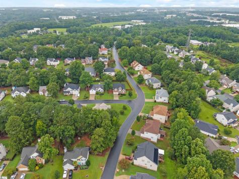 402 Rolling Pines Lane Duncan SC 29334