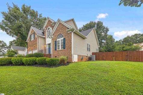 402 Rolling Pines Lane Duncan SC 29334