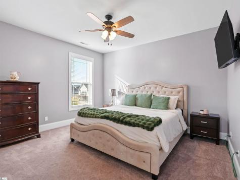 321 La Novia Court Boiling Springs SC 29316