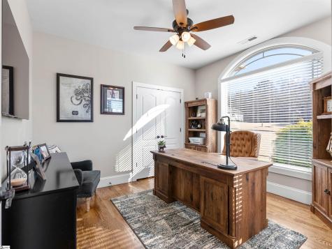 321 La Novia Court Boiling Springs SC 29316