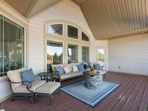 321 La Novia Court Boiling Springs SC 29316