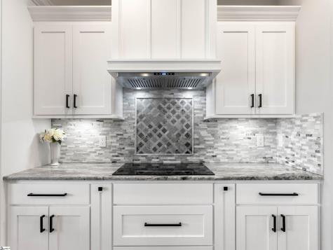 321 La Novia Court Boiling Springs SC 29316