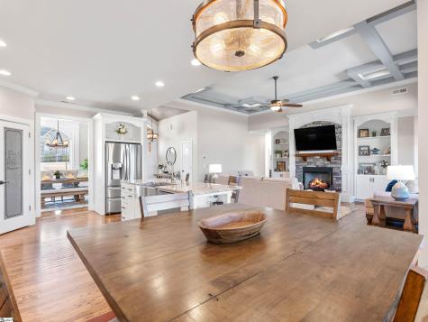 321 La Novia Court Boiling Springs SC 29316