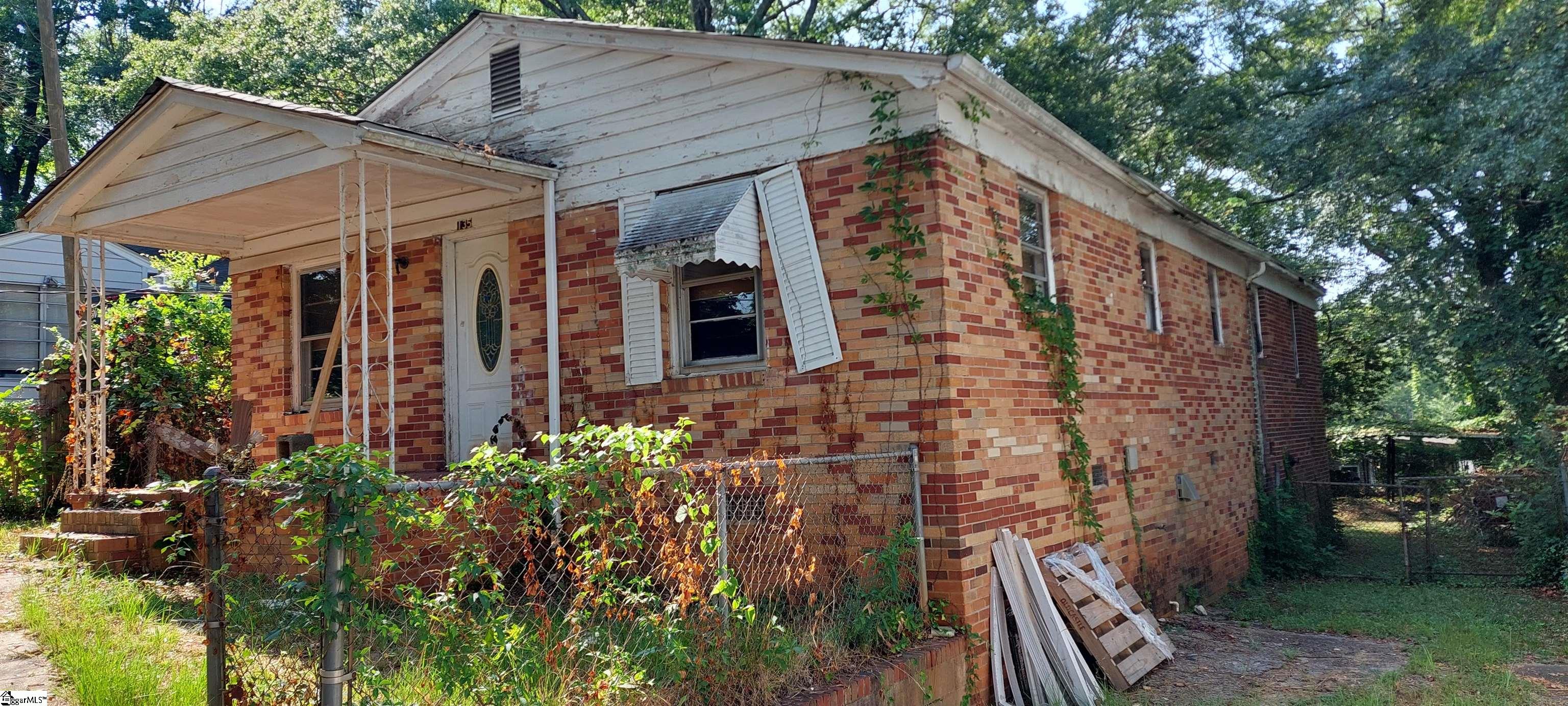 135 Glenn Road Greenville SC 29607