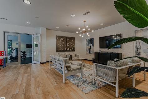 500 E Mcbee Street Greenville SC 29601