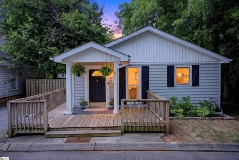 7 Burns Circle Greenville SC 29605