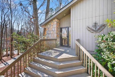 434 Henderson Road Greenville SC 29607