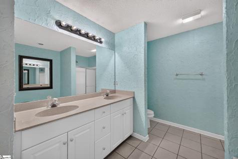 202 Ashford Court Easley SC 29642