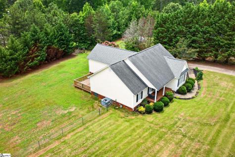 202 Ashford Court Easley SC 29642