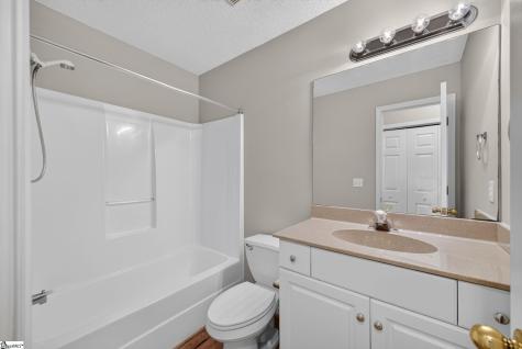 202 Ashford Court Easley SC 29642