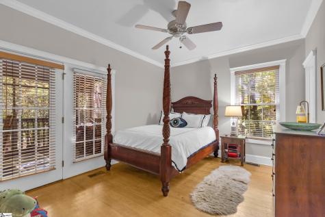 512 Cliff Ridge Drive Cleveland SC 29635