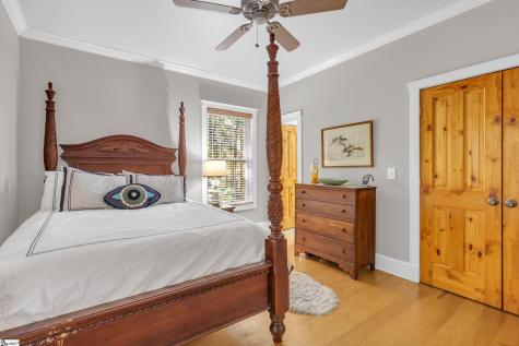 512 Cliff Ridge Drive Cleveland SC 29635