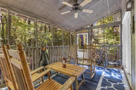 512 Cliff Ridge Drive Cleveland SC 29635
