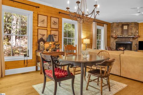 512 Cliff Ridge Drive Cleveland SC 29635