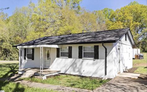 611 Gardner Street Gaffney SC 29341