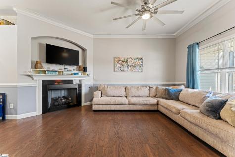 17 Robin Drive Anderson SC 29626