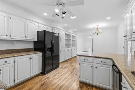 4 Parkins Place Greenville SC 29607