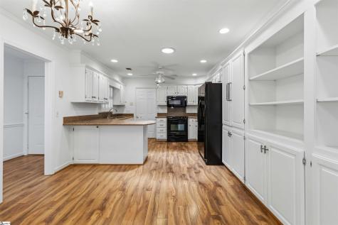4 Parkins Place Greenville SC 29607