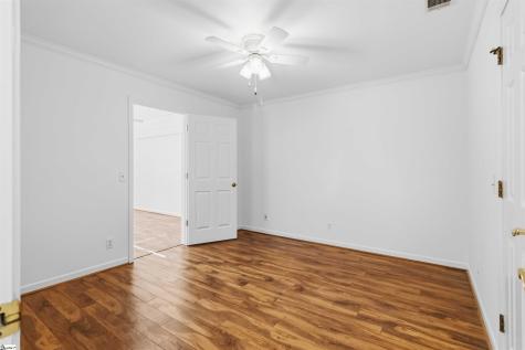 4 Parkins Place Greenville SC 29607