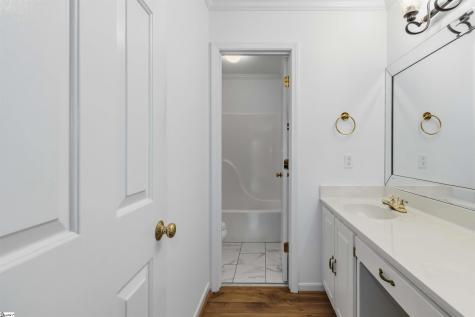 4 Parkins Place Greenville SC 29607