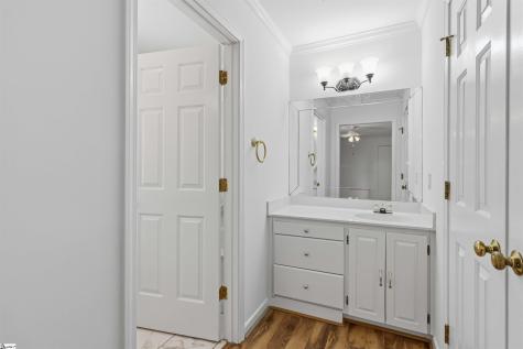 4 Parkins Place Greenville SC 29607