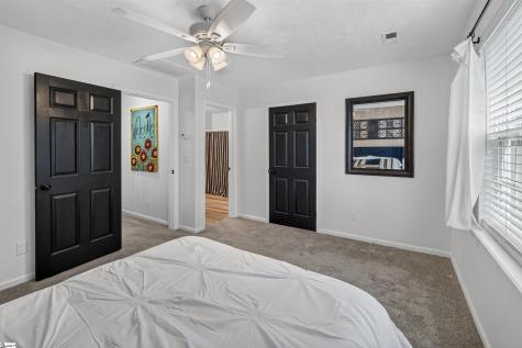 222 Midland Drive Easley SC 29640