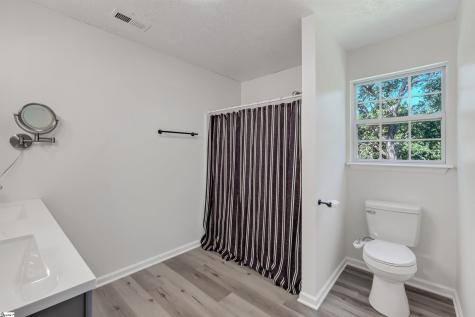 222 Midland Drive Easley SC 29640
