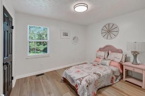 222 Midland Drive Easley SC 29640