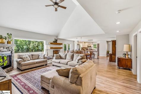 455 Aiken Chapel Road Taylors SC 29687