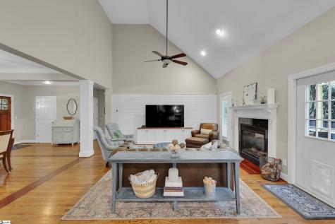 11 Rice Street Greenville SC 29605