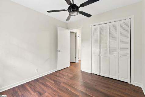 21 Glen Burnie Road Greenville SC 29605