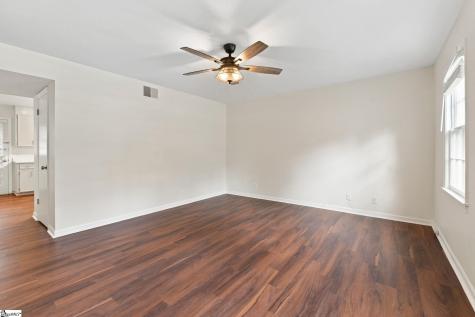 21 Glen Burnie Road Greenville SC 29605
