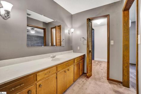 346 Shenandoah Drive Laurens SC 29630